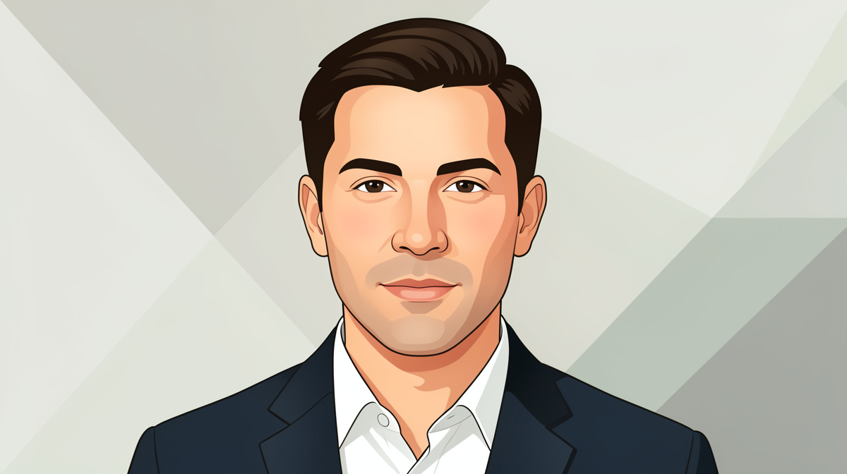 Lucius Hoyos - Professional Portrait