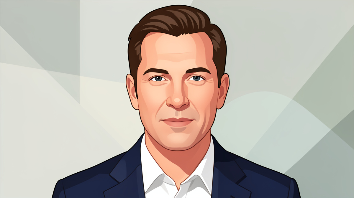 Mac Ronay - Professional Portrait