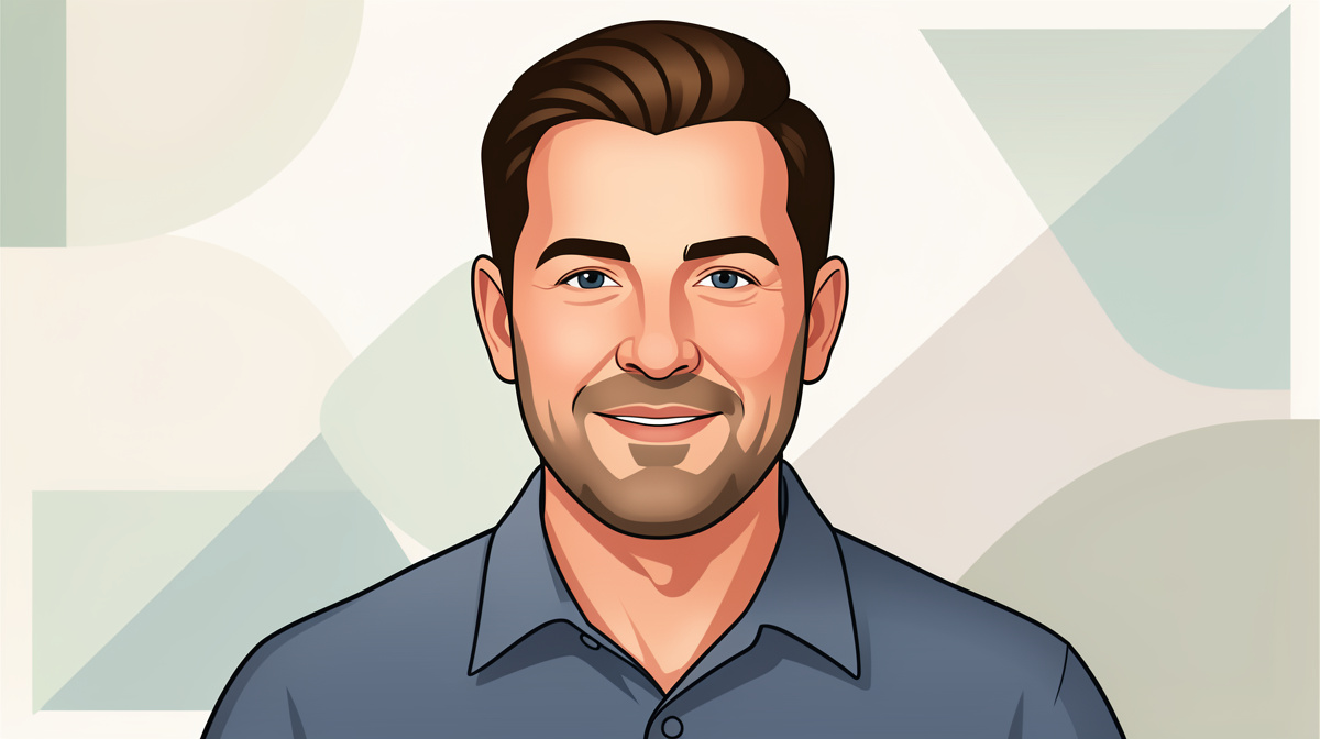 Wicked Tuna Captains, Boats, and Season Winners: Net Worth, Age, Dating, and More → No celebrity name is mentioned in the title. - Professional Portrait