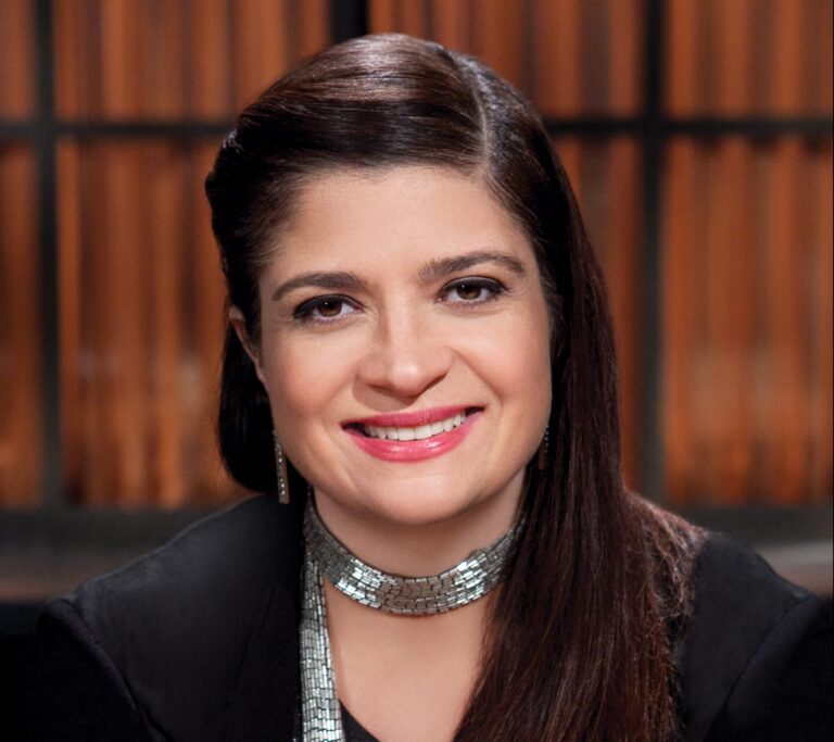 Alex Guarnaschelli Net Worth, Age, Food Network Chef, Marriage Life Revealed