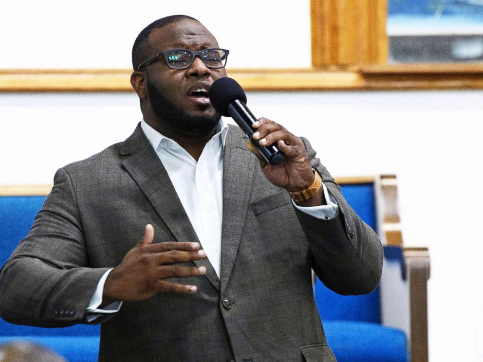Neighbor who filmed aftermath of shooting of Botham Jean has received death threats, she says - ABC News