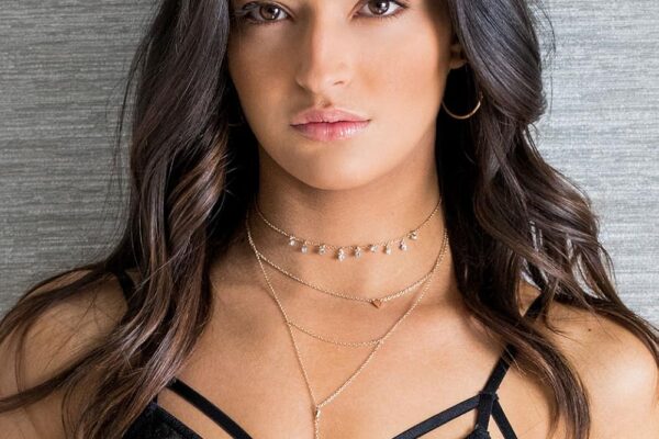 Emily Willis - Professional Portrait