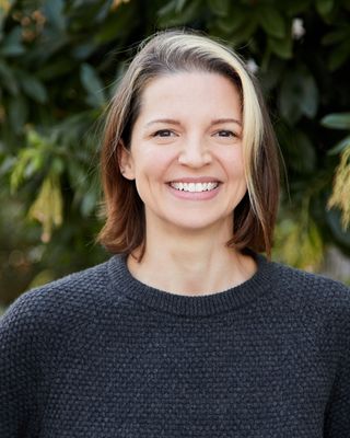 Hallie Gnatovich - Professional Portrait