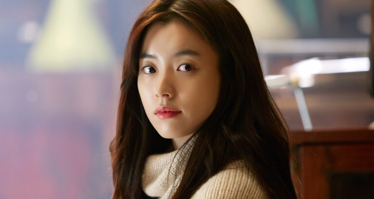 Han Hyo-joo - Professional Portrait