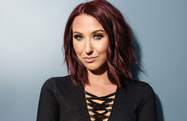 Jaclyn Hill Cosmetics Drama: Everything to Know