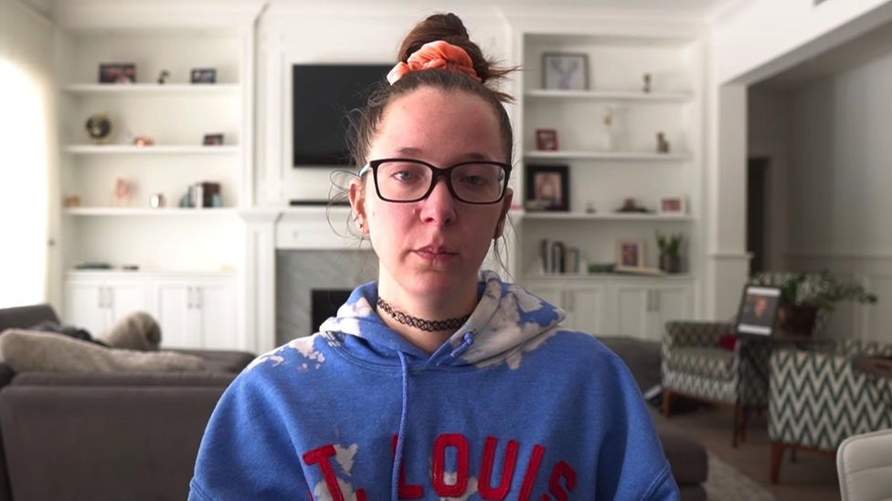 YouTuber Jenna Marbles quits over blackface