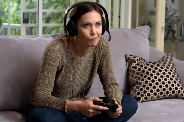 From Online Host to Blogger to Gym Owner: How Jessica Chobot Manages It All | by Keep It Coming | Keep It Coming | Medium