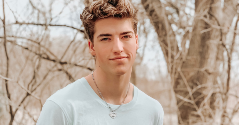 Exclusive Interview With TikTok Star Joey Klaasen – Out Now