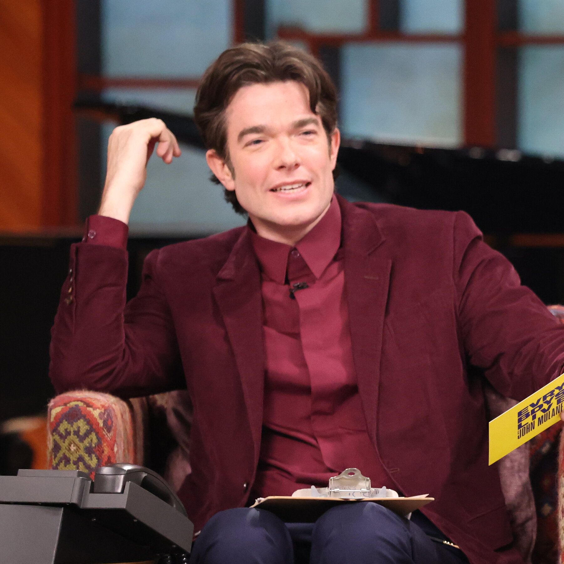 John Mulaney Returns to Late Night on Netflix - The New York Times