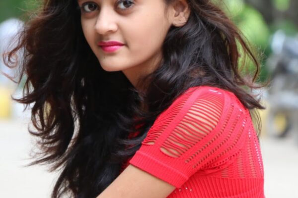 Bindass Kavya - YouTube