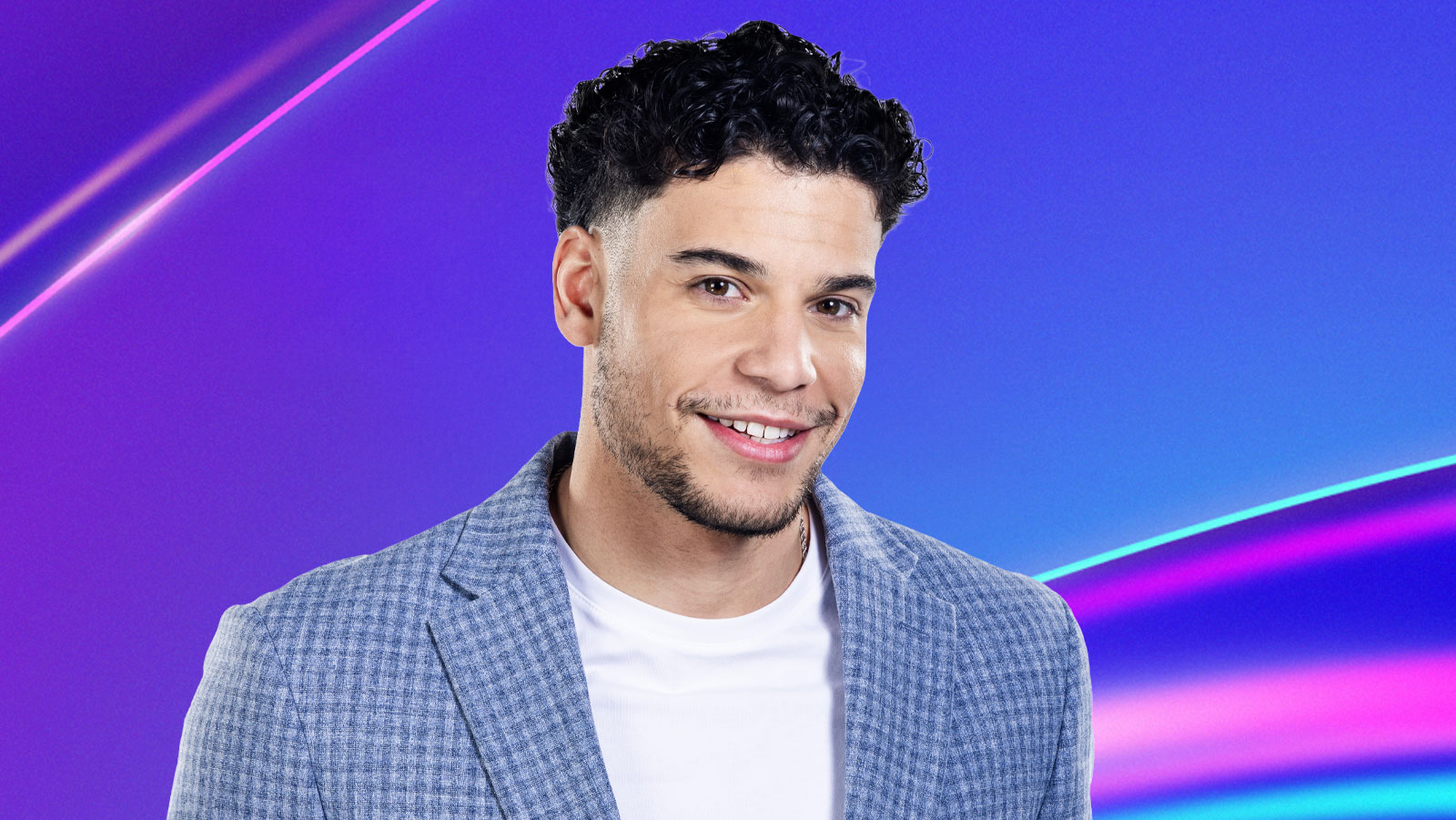 Love Island USA's Kenny Rodriguez Joins 'La Casa De Los Famosos'