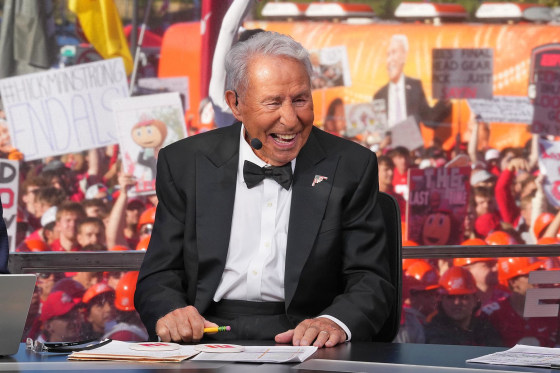 Lee Corso: Net Worth, Age, College Football Coaching Career, Marriage, Retirement