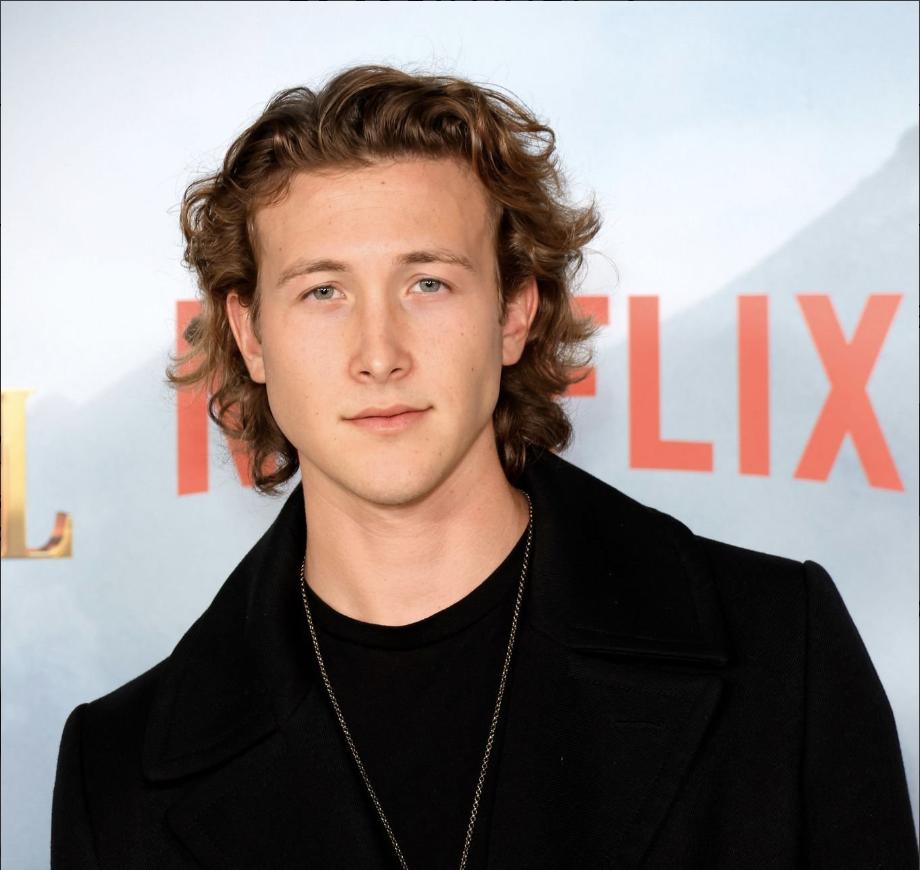 Luke Mullen - IMDb