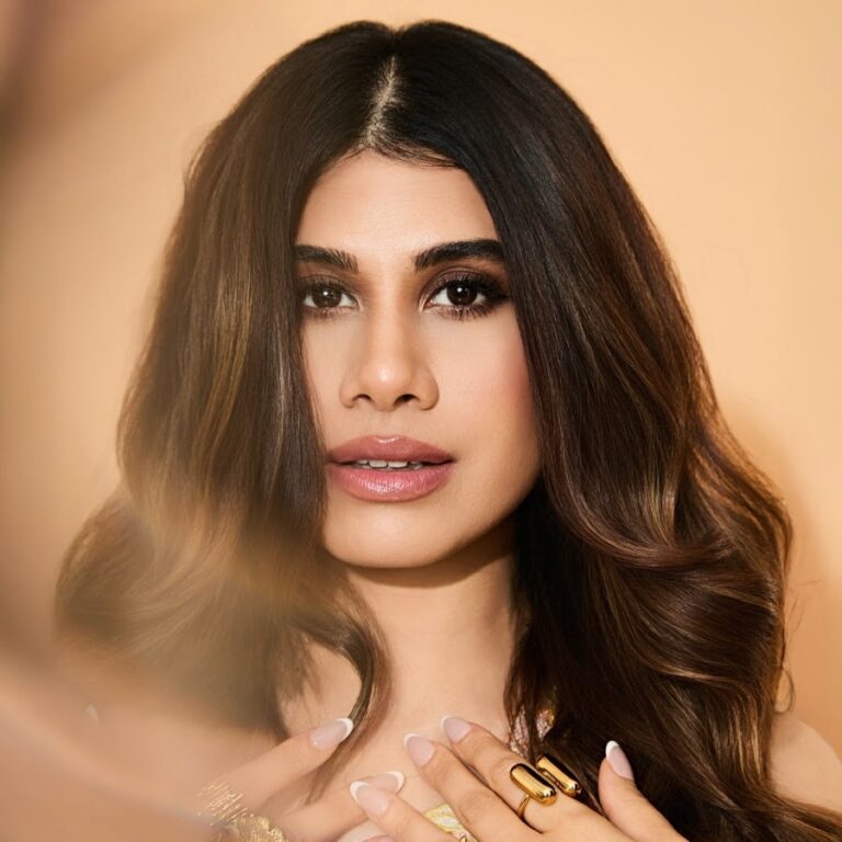 Malvika Sitlani - YouTube