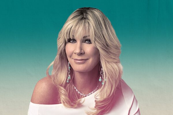 Sandra Lee Interview: New Roku Show, Tablescapes and Dr. Pimple Popper