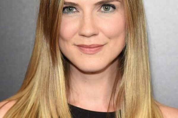 Sara Canning - Professional Portrait