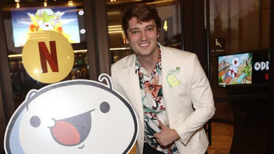 TheOdd1sOut - Professional Portrait