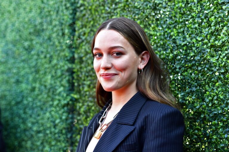 Bly Manor' star Victoria Pedretti on her character's queer journey and surprising inspiration